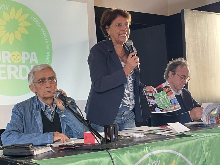 Scopri di più sull'articolo ALLE REGIONALI CI (RI)PRESENTEREMO COME ALLEANZA VERDI-SINISTRA IN APPOGGIO A DE PASCALE